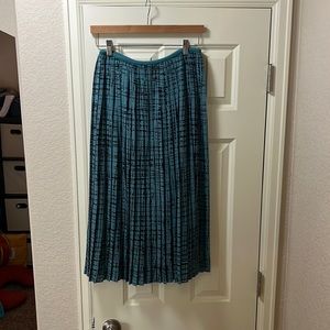 Banana Repulic pleated skirt